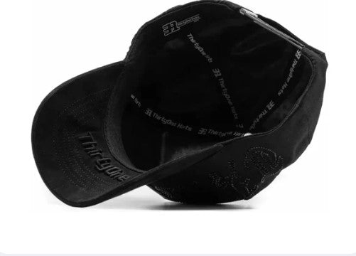 31 Hats "Crystal black"