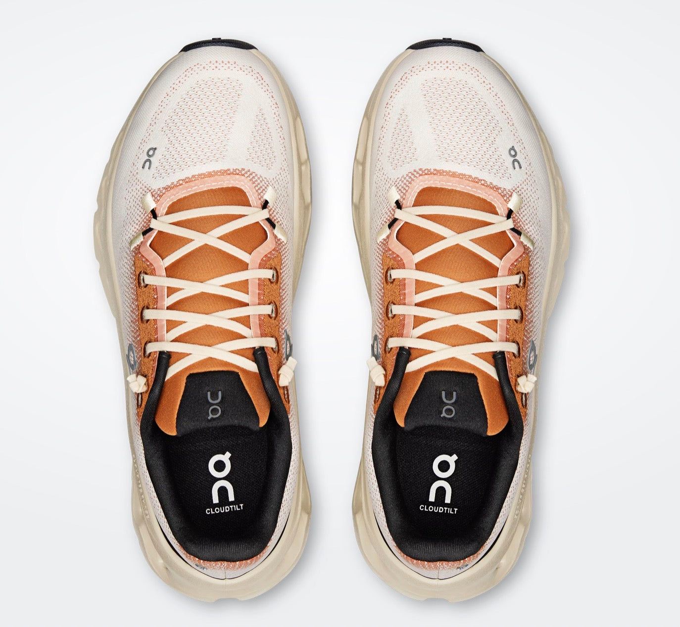 On CloudTilt LÍMITE EDITION “Ivore Almond”