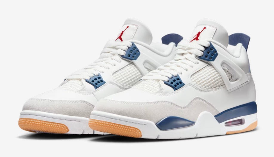 Jordan Retro 4 x Nike SB “Navy”