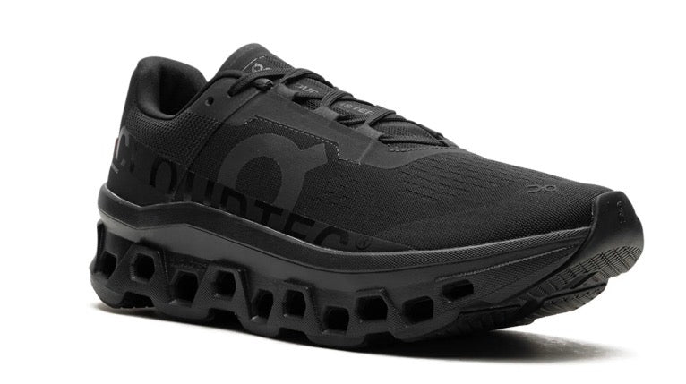 On Cloudmonster Black