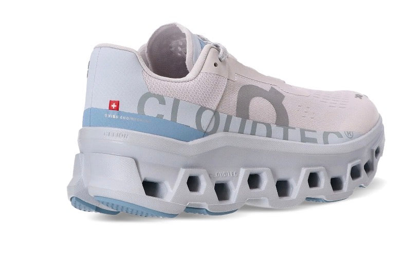 On Running Cloudmoster blue