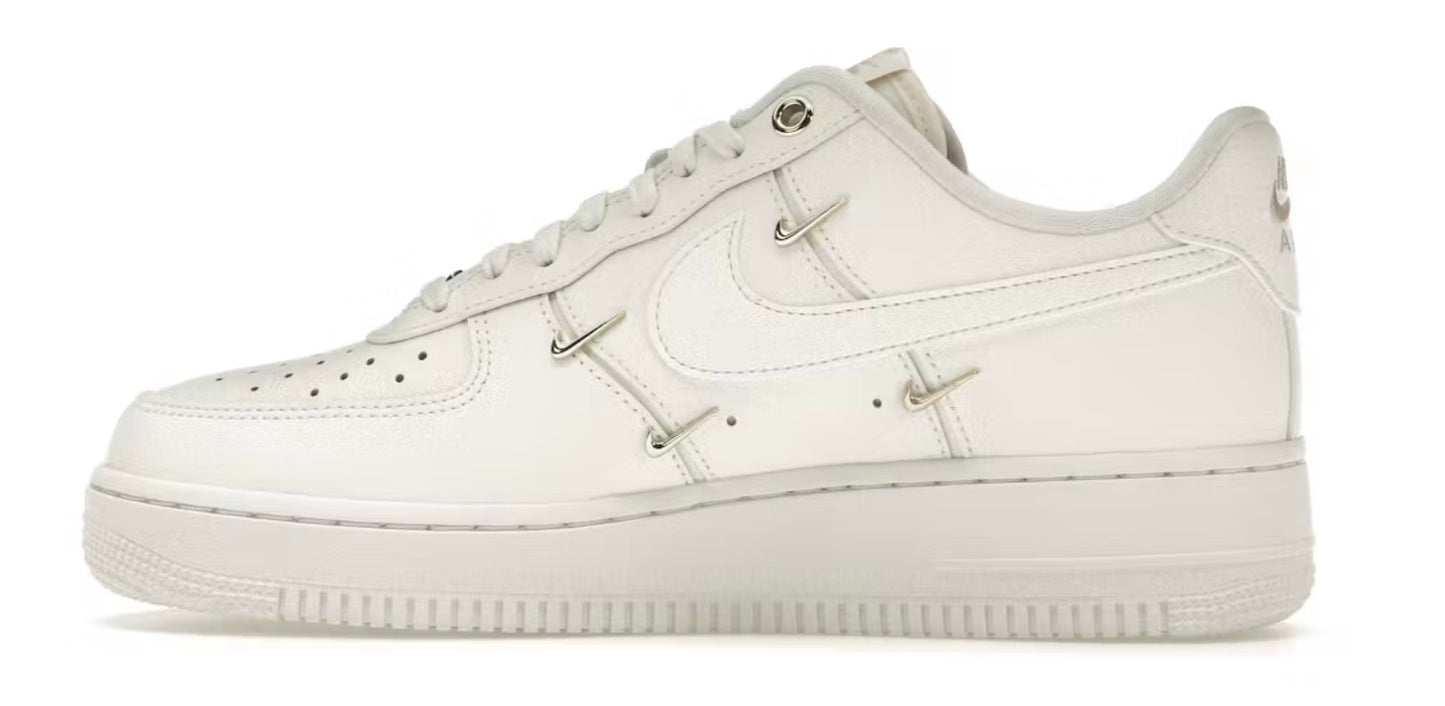 Air Forcé 1 ´07 LX Swoosh Metallic Gold