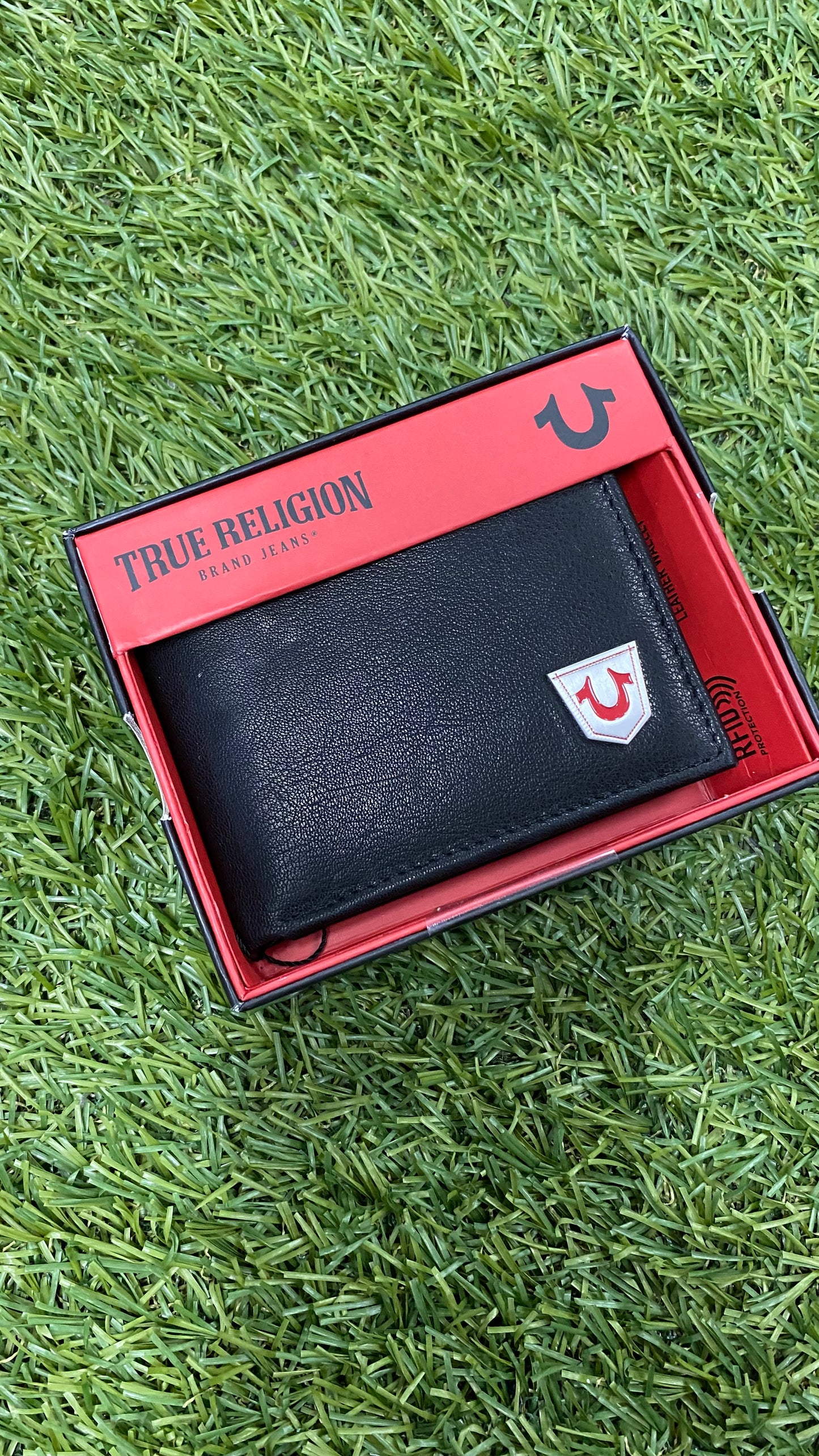 Cartera True Religión “Logotipo Escudo”