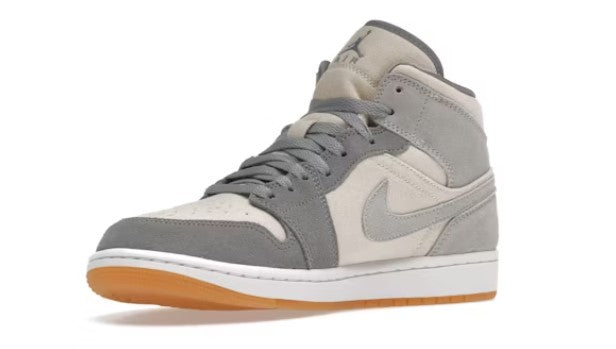 Jordan 1 Mid SE white grey.