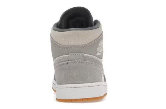 Jordan 1 Mid SE white grey.